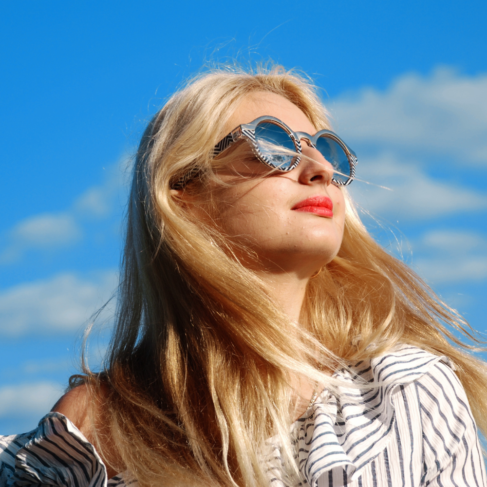 The Power of Accessories: How to Instantly Elevate Any Outfit