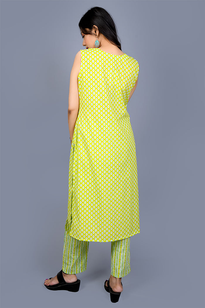Cotton sleeveless kurti with bottom