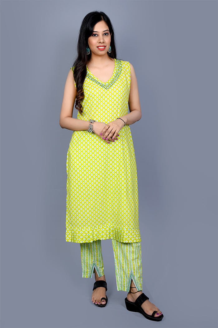 Cotton sleeveless kurti with bottom