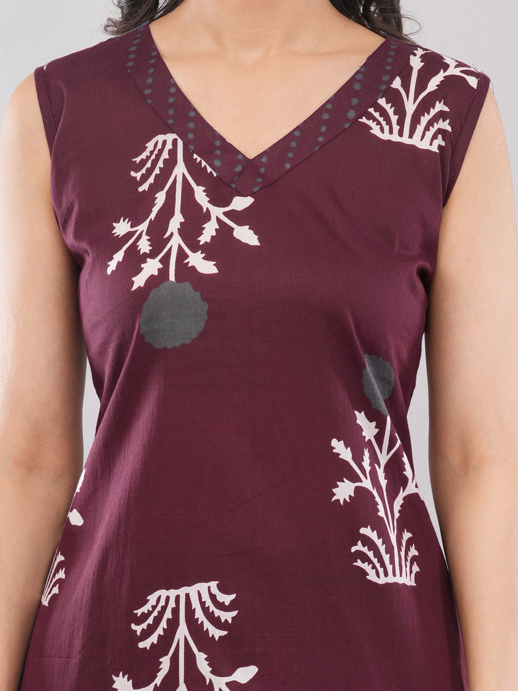 Cotton sleeveless kurti set