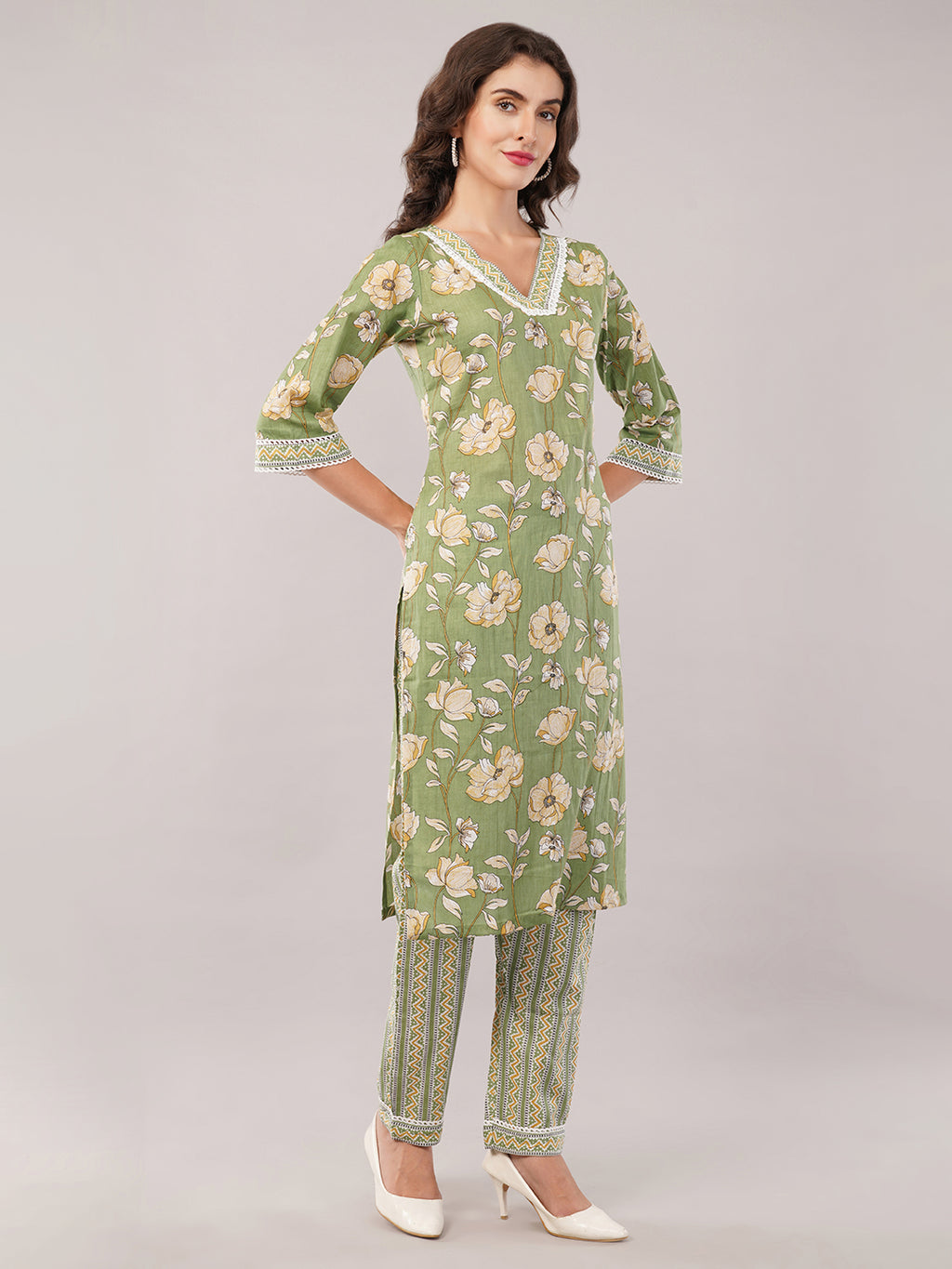 Green cotton detailed kurti set