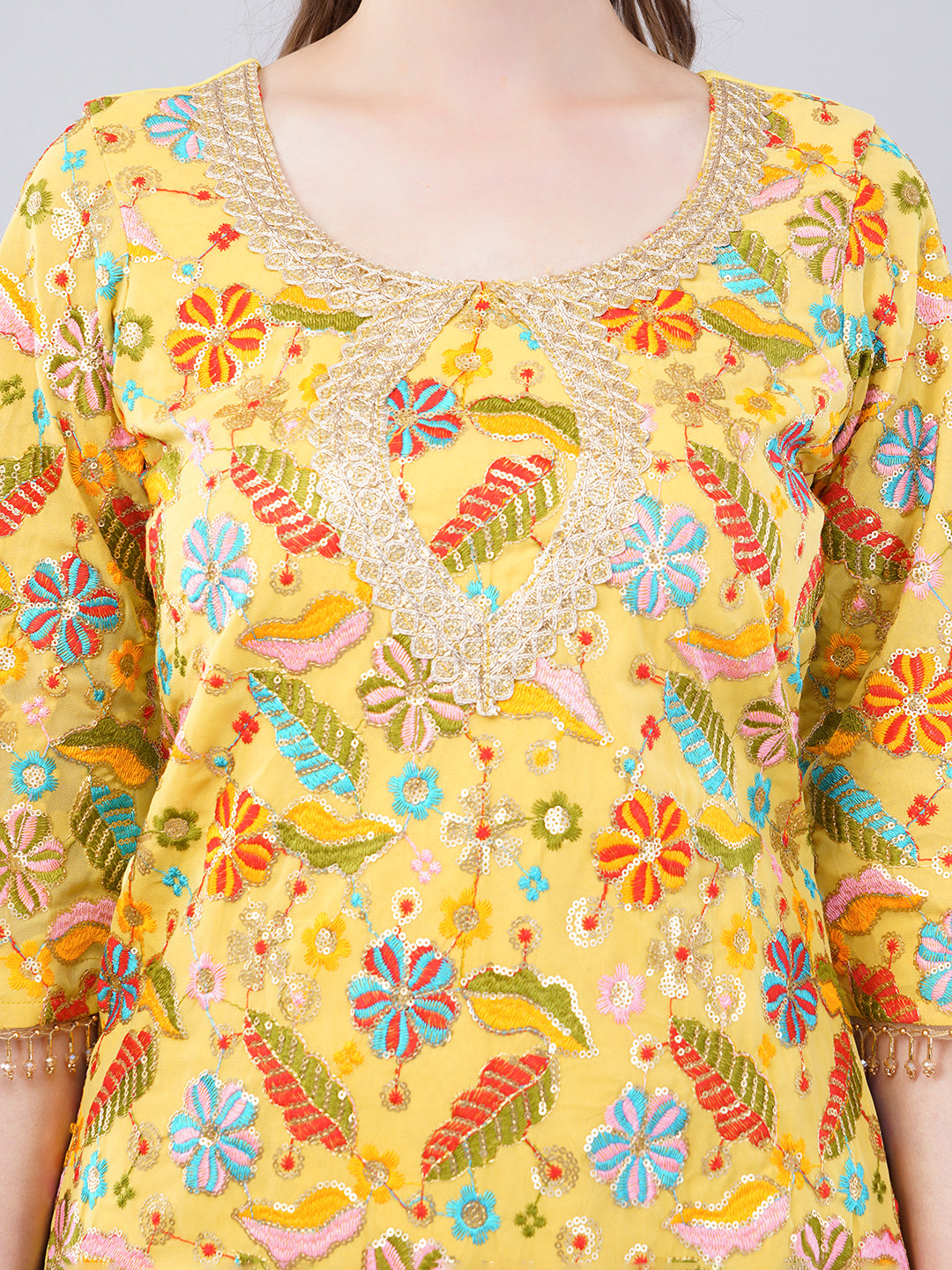 Embroidery work kurti set