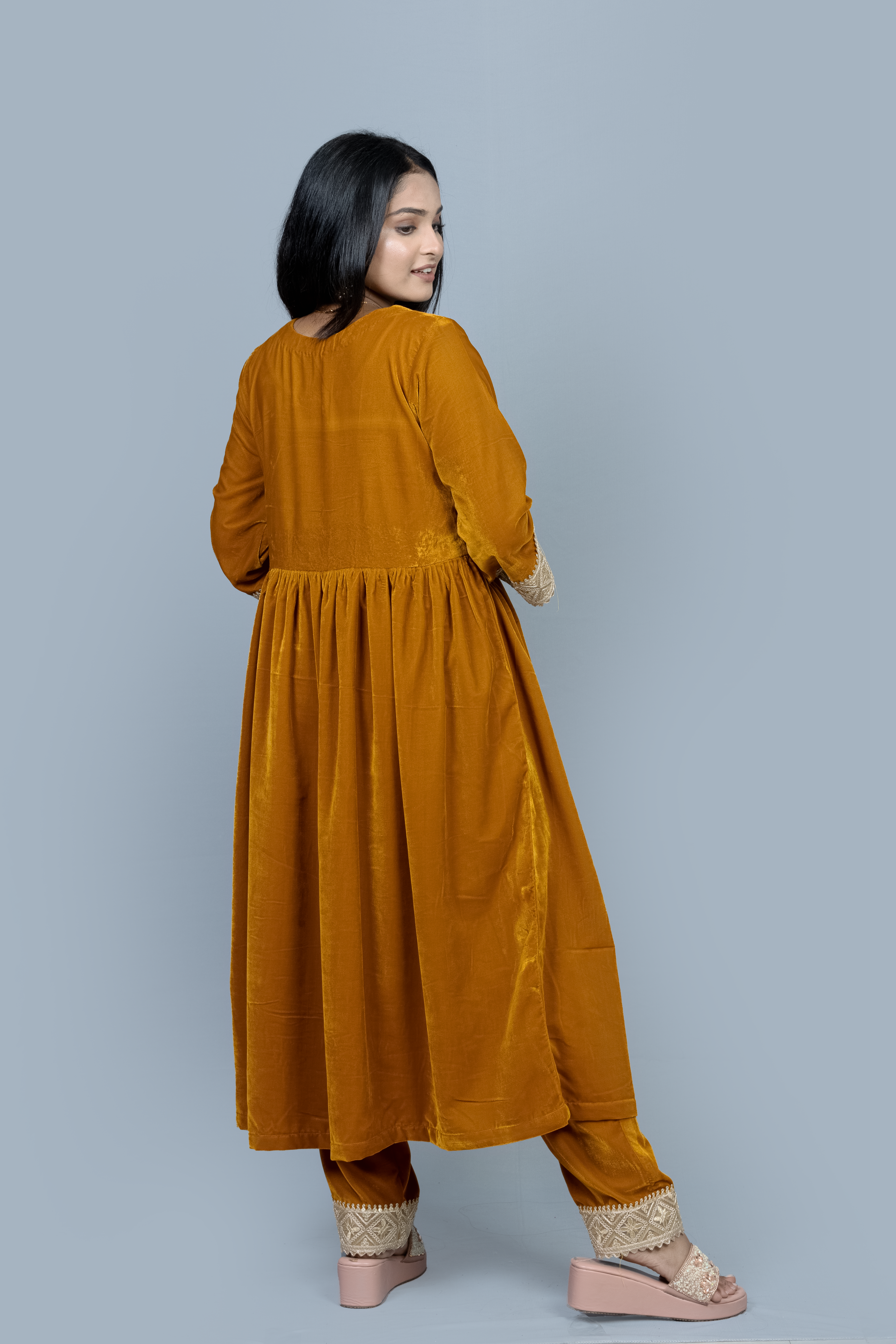 A line velvet Kurti set